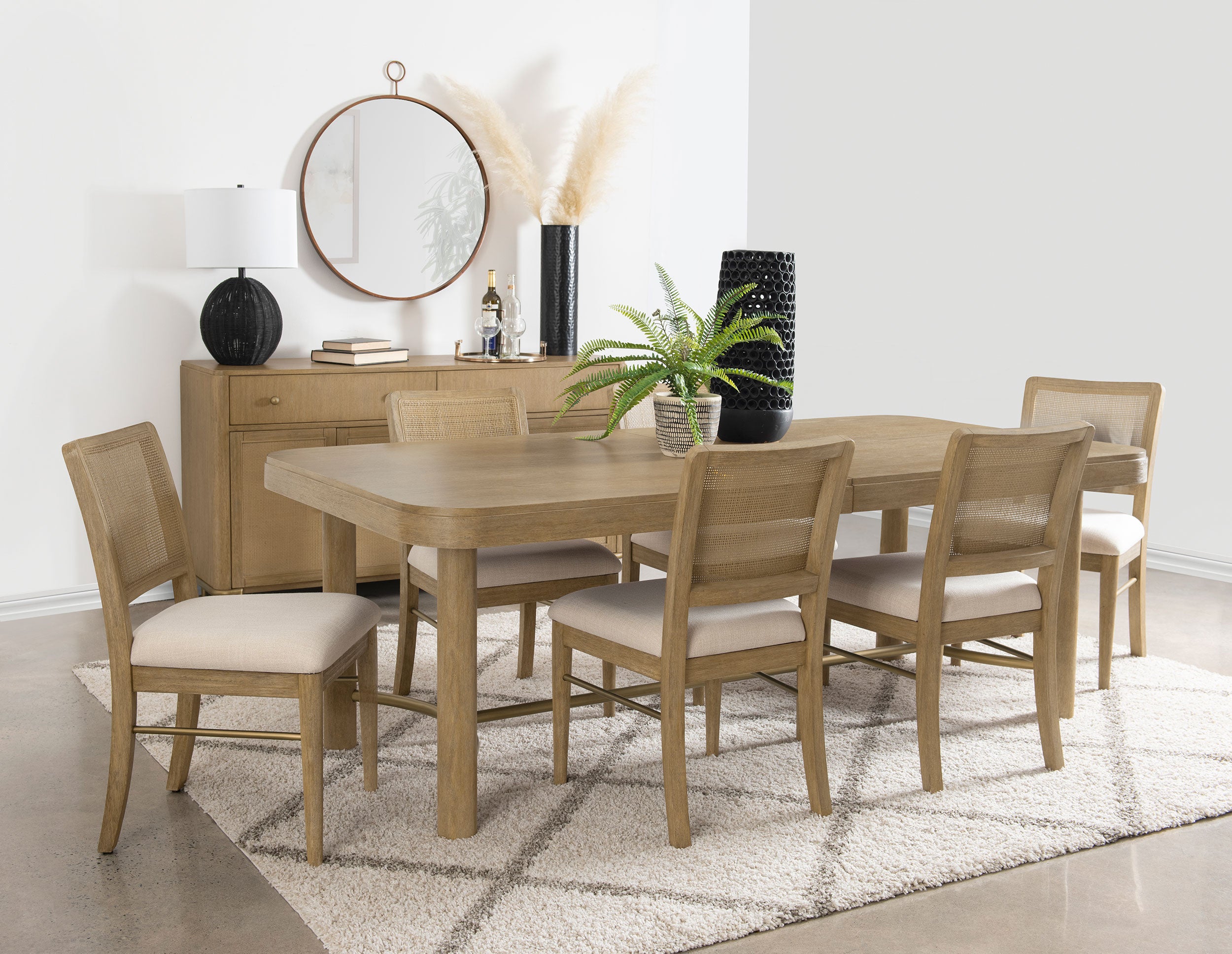 Arini Dining Set