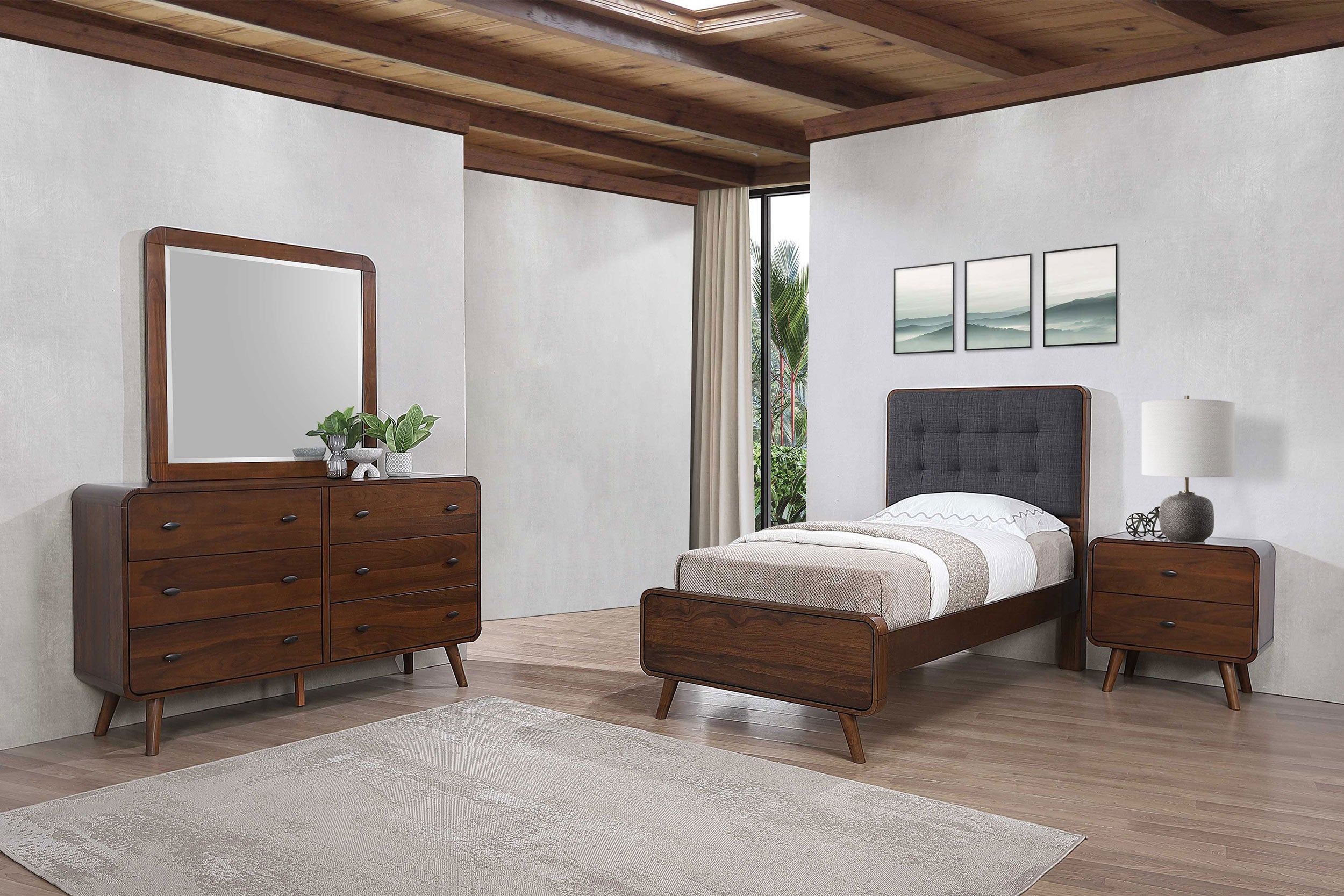 Robyn Bedroom Set