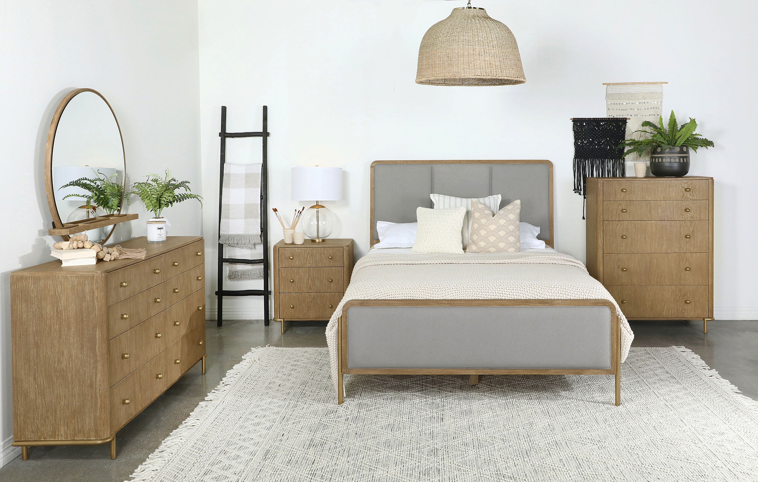 Arini Bedroom Sets