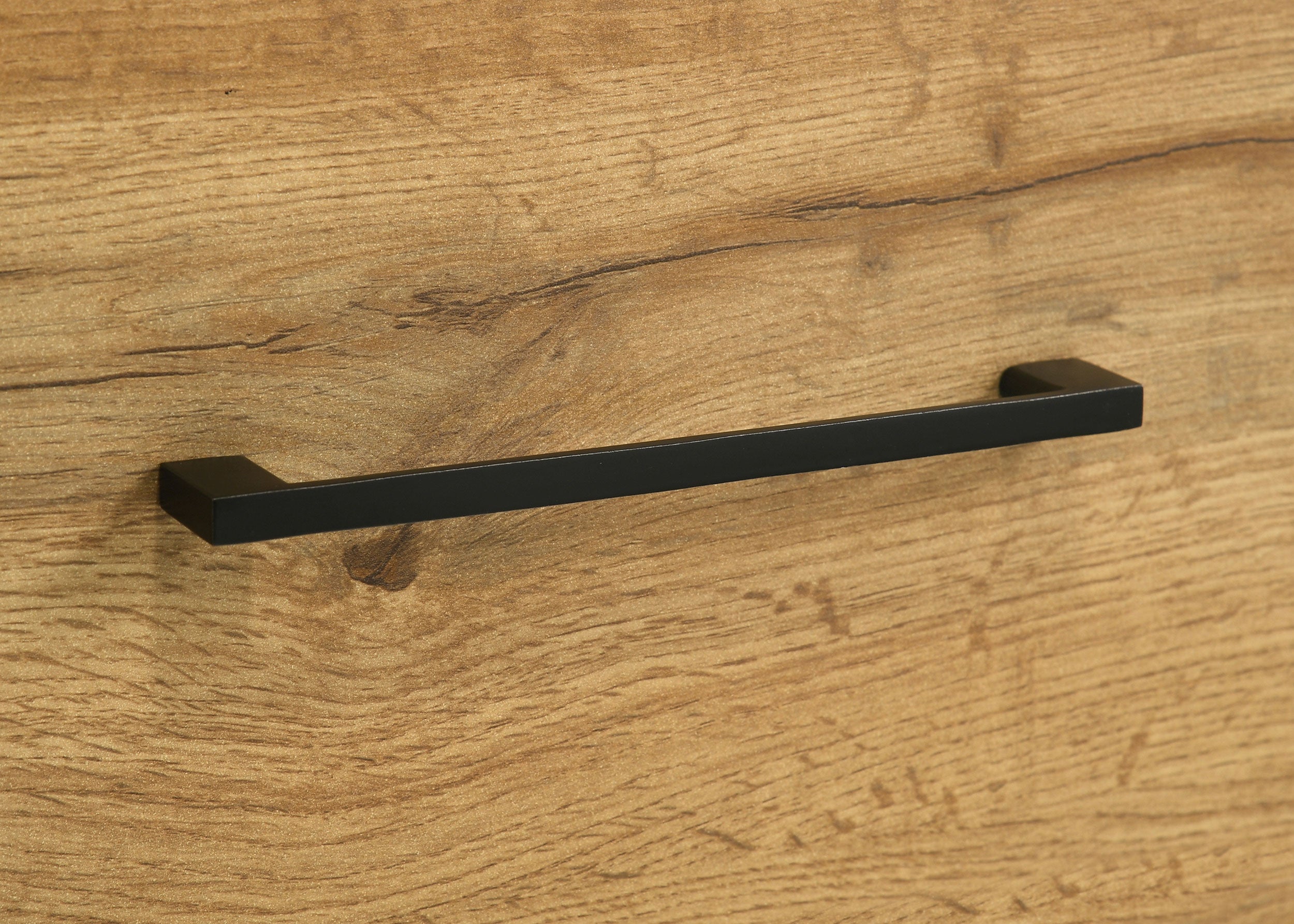 Kaywood Chest of Drawers