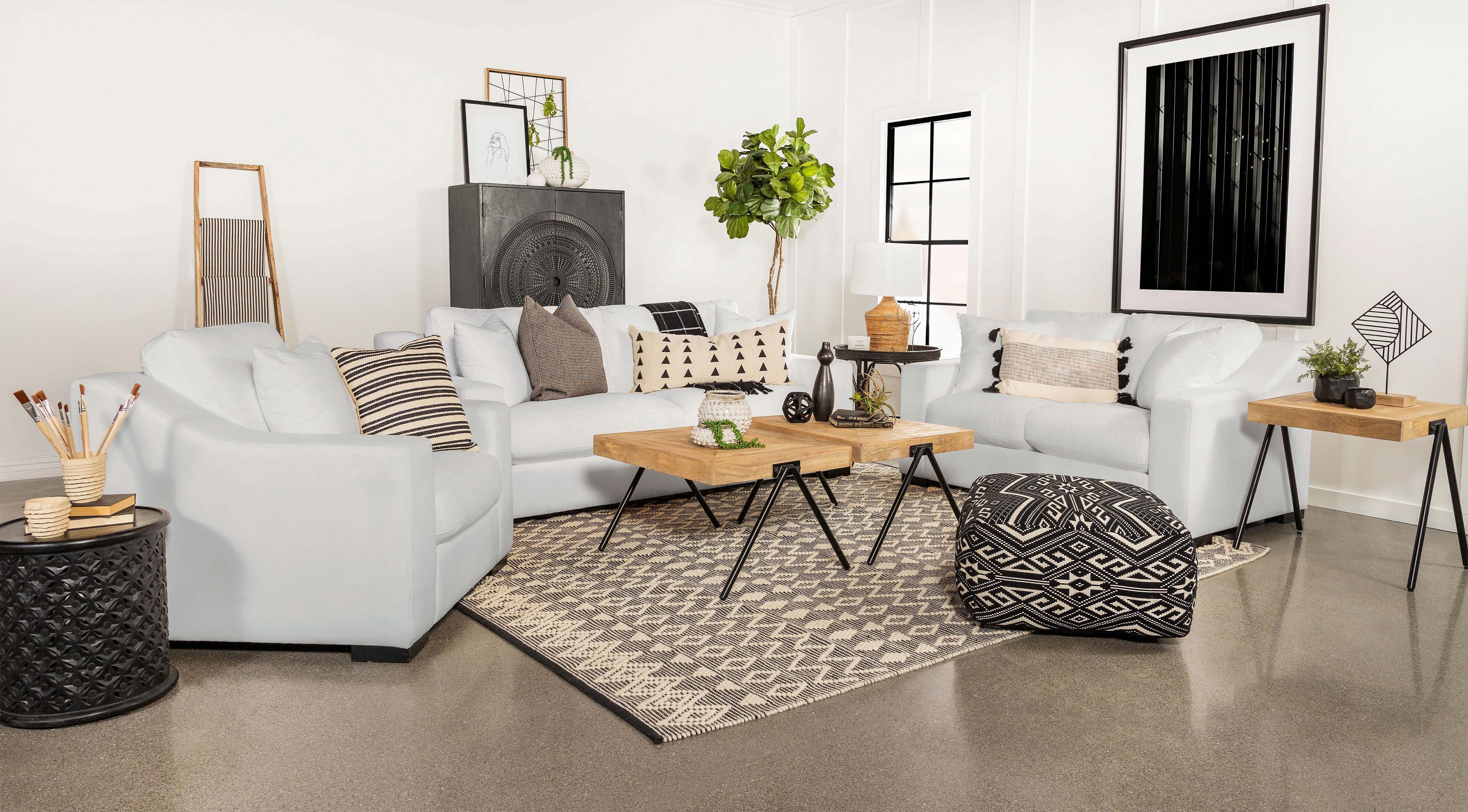 Ashlyn Sofa Set