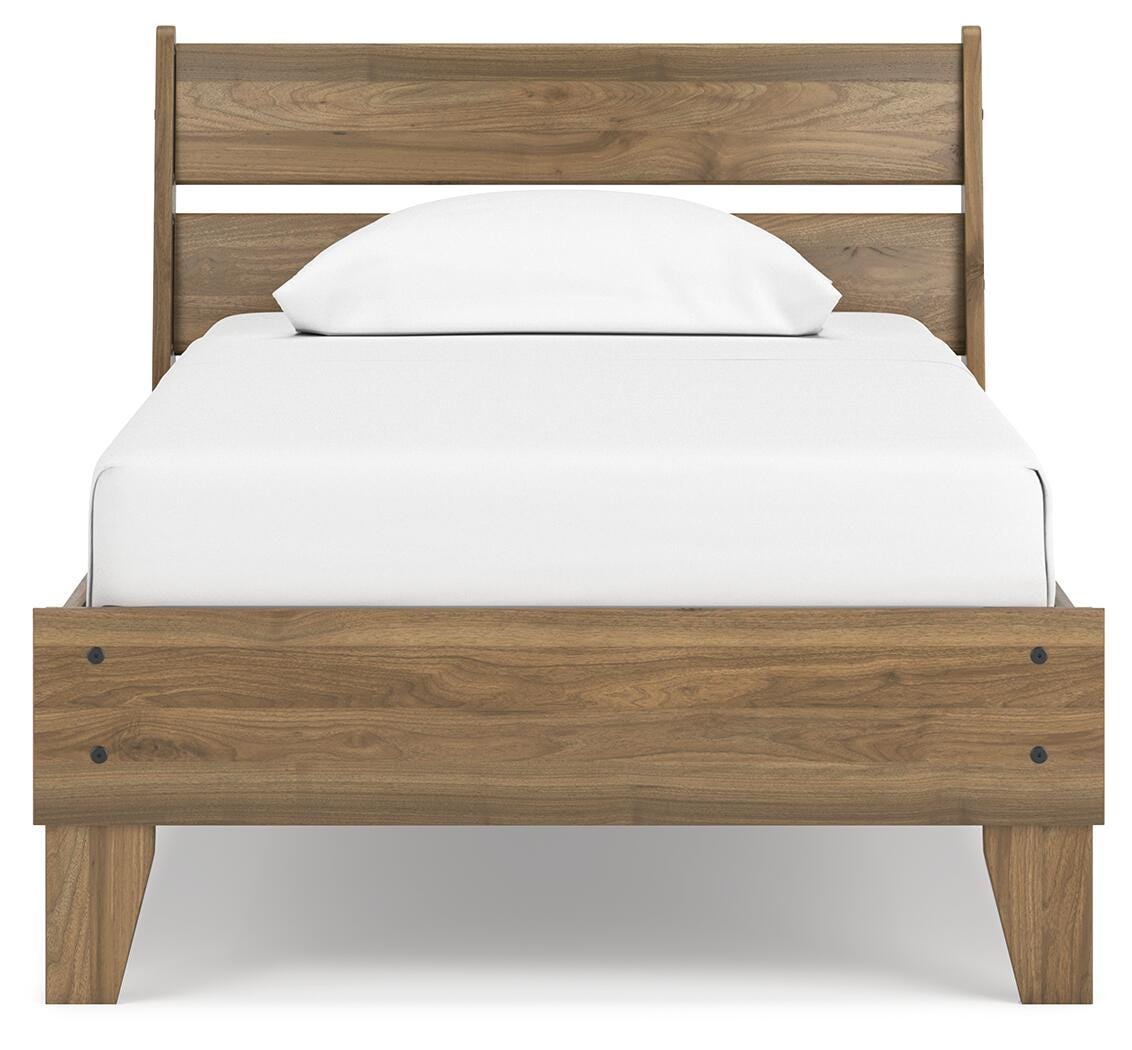 Deanlow Bedroom Package