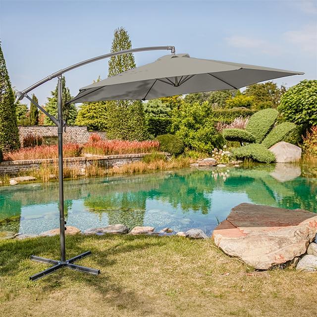 Glam Cantilever Umbrella w/ LED