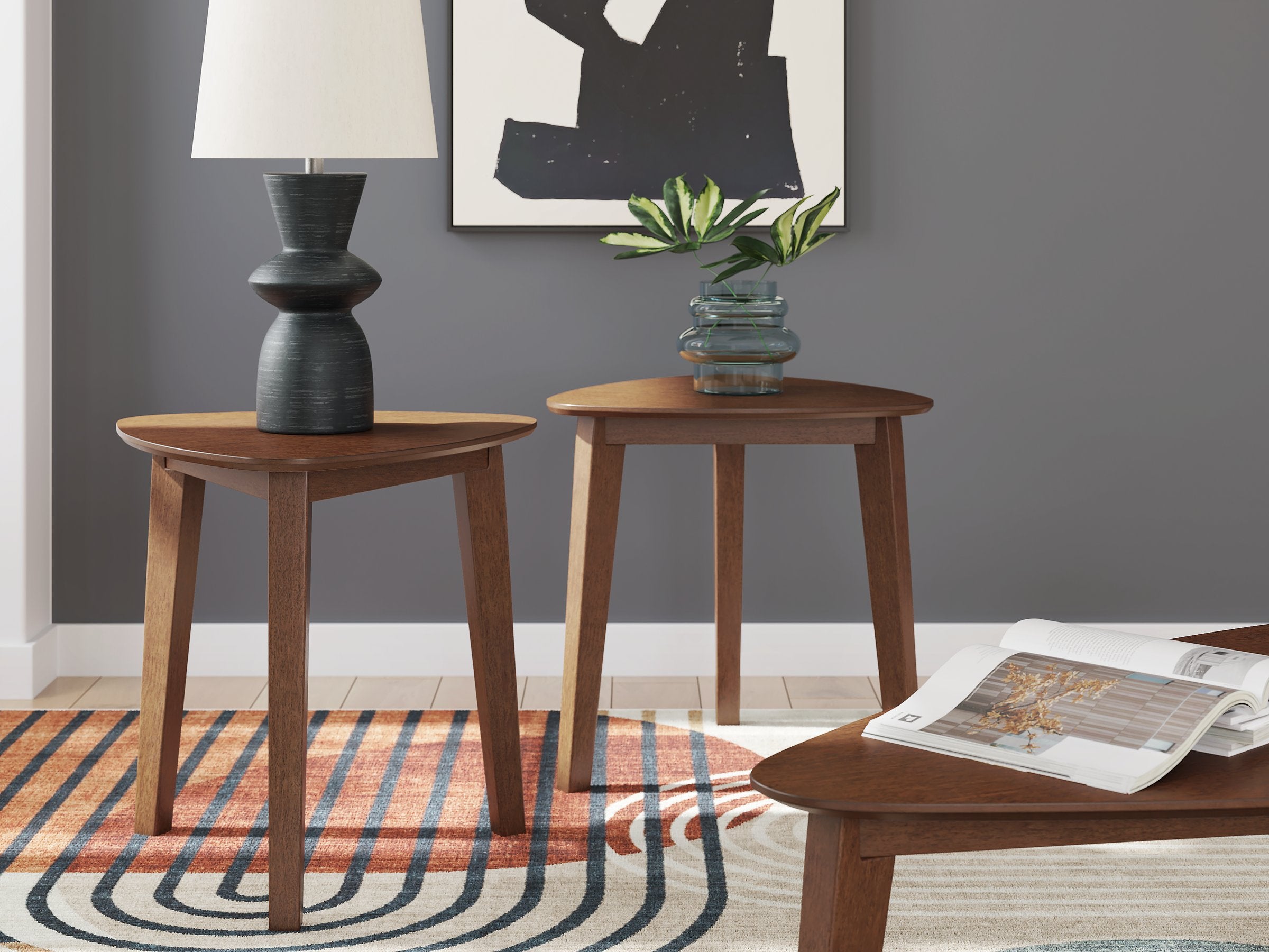 Lyncott Table (Set of 3)