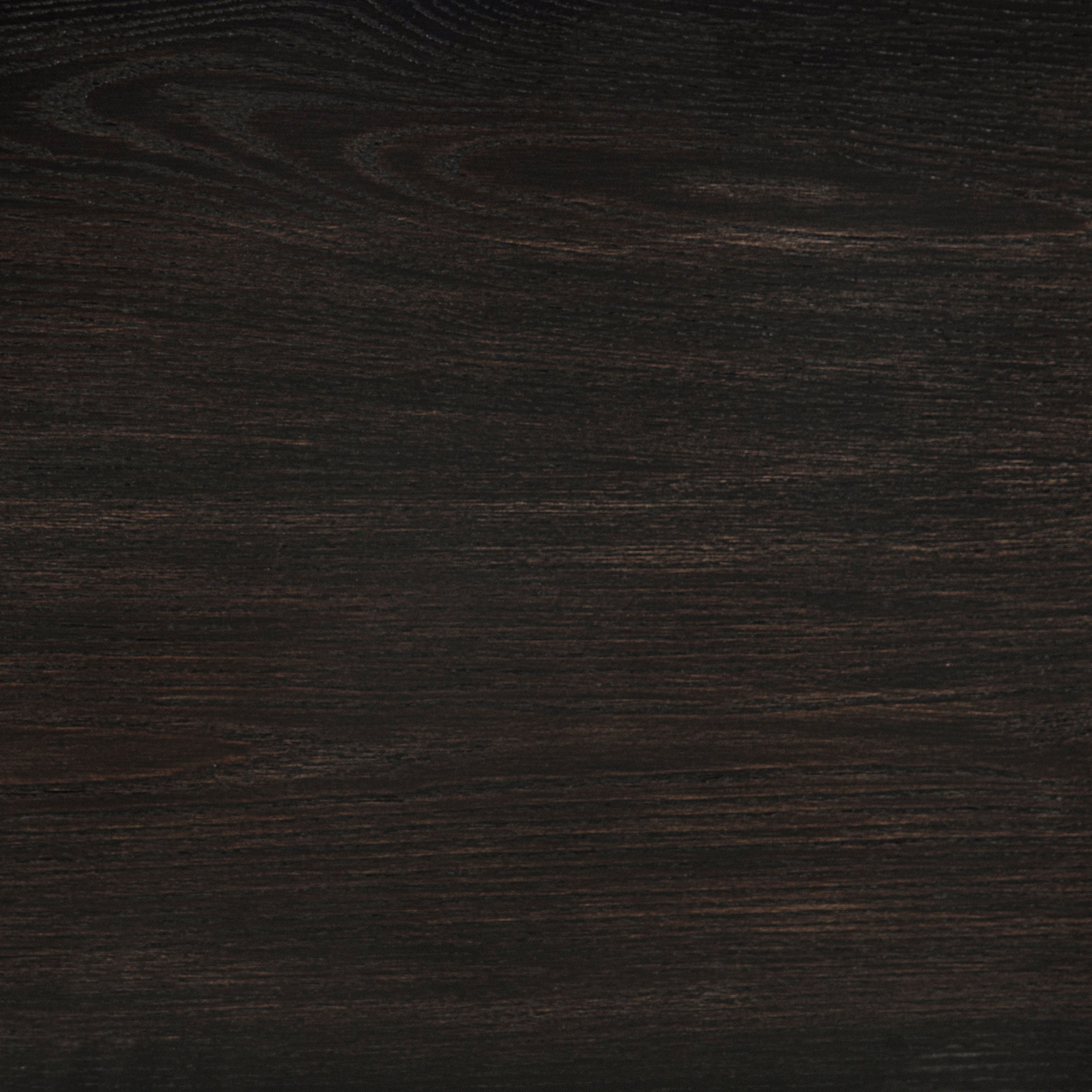 Leandro Wingback Bed