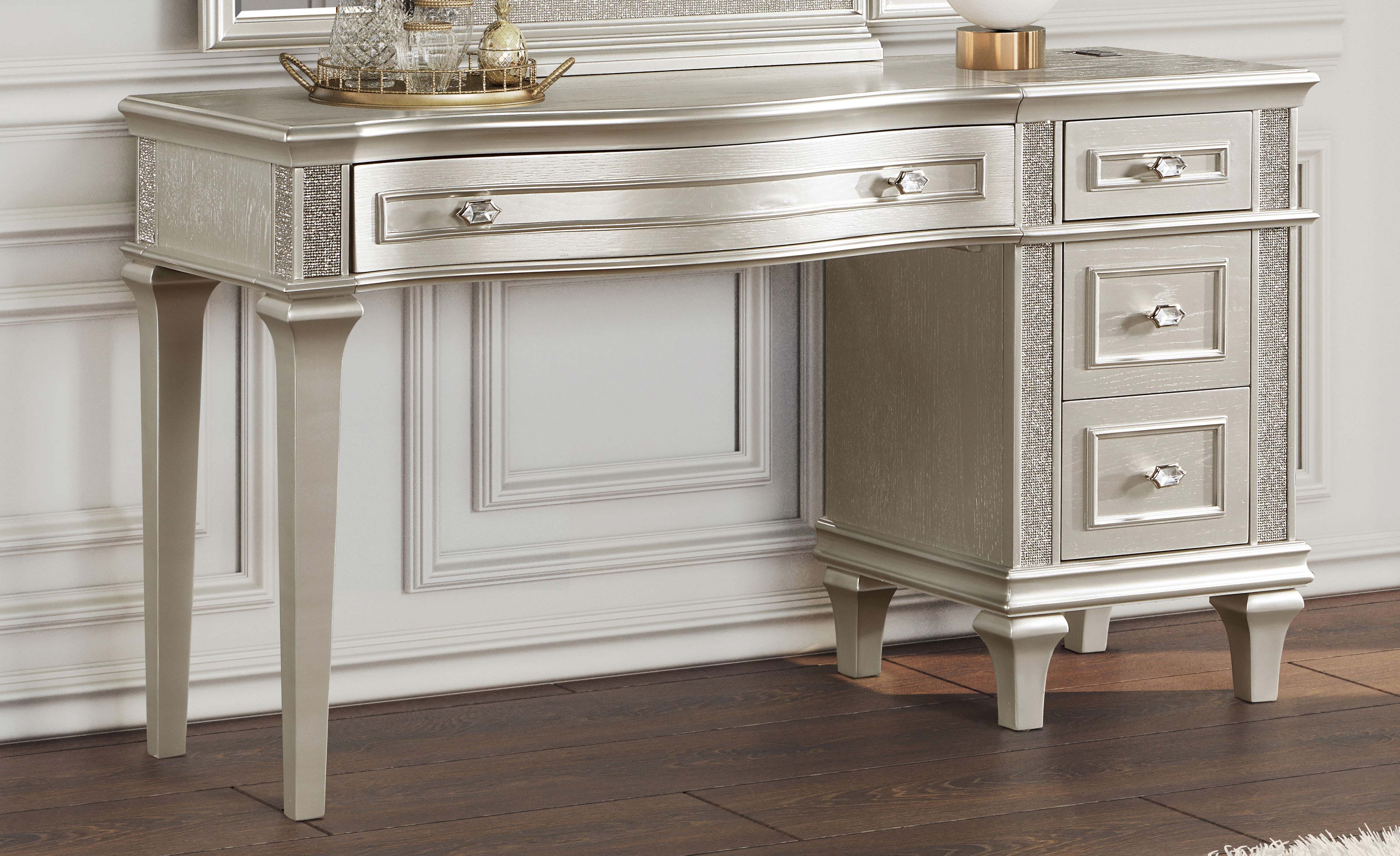 Evangeline Vanity Table