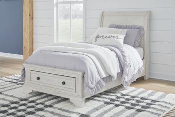 Robbinsdale Sleigh Storage Bed