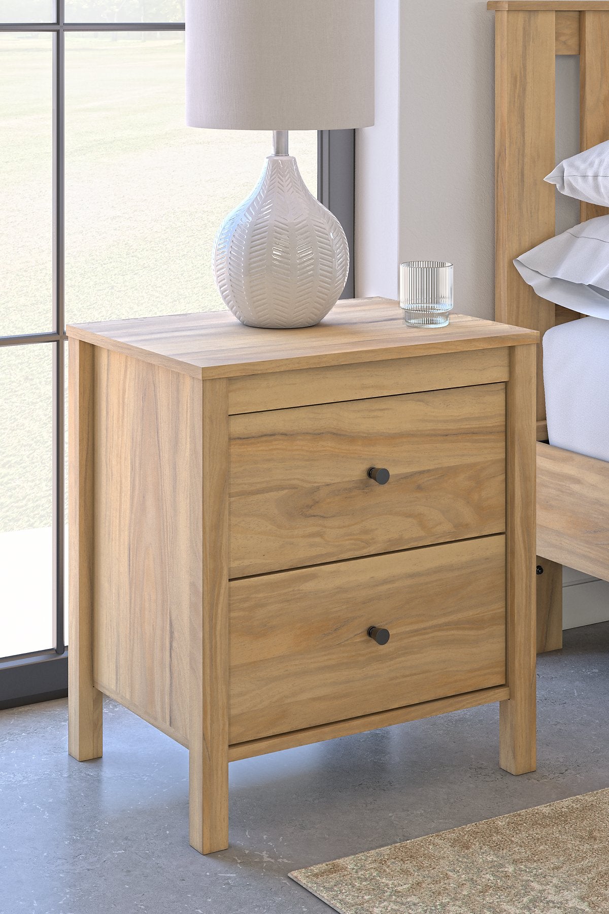 Bermacy Nightstand