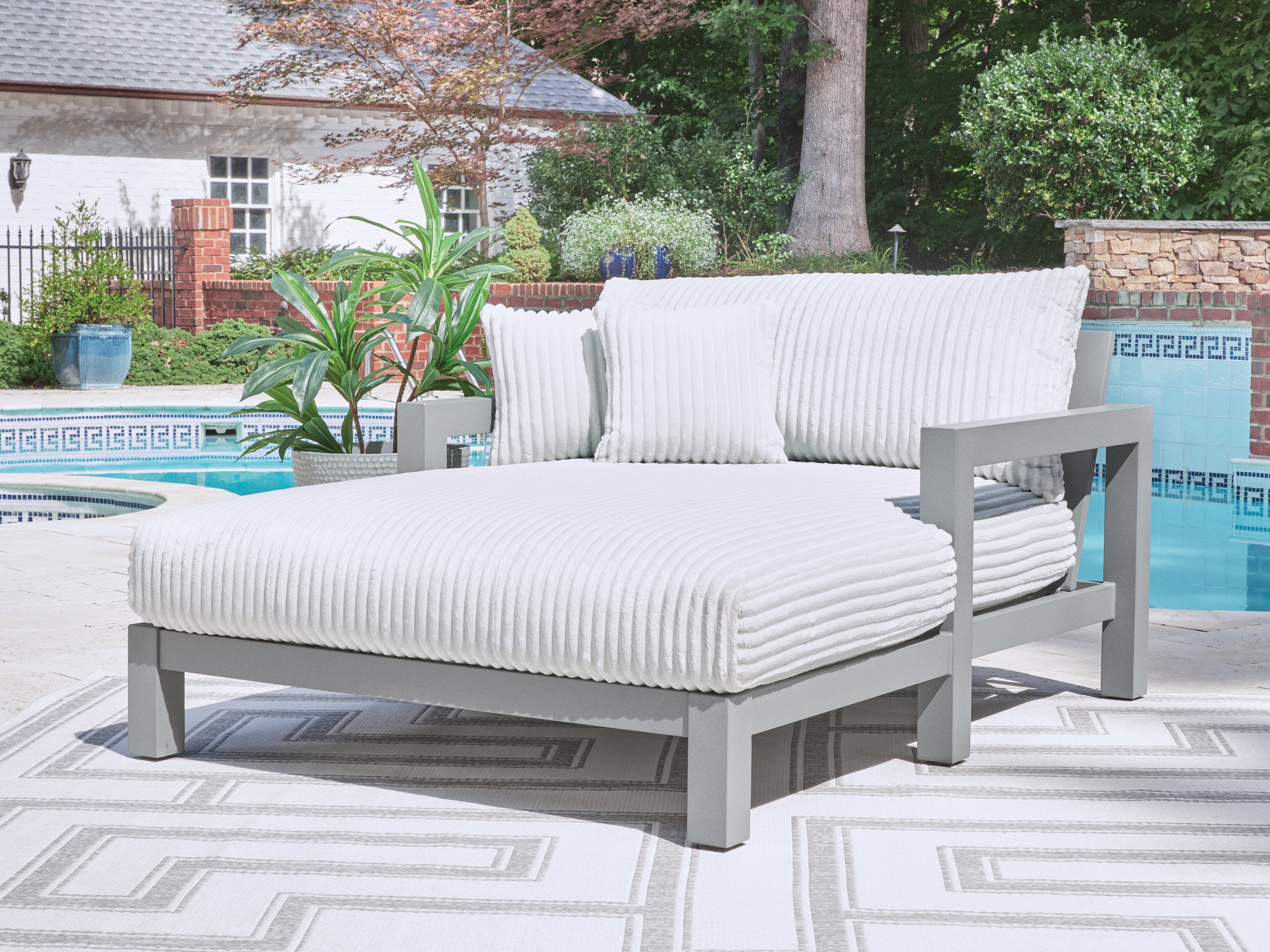 Hurley Park Outdoor Chaise Lounge with Cushion