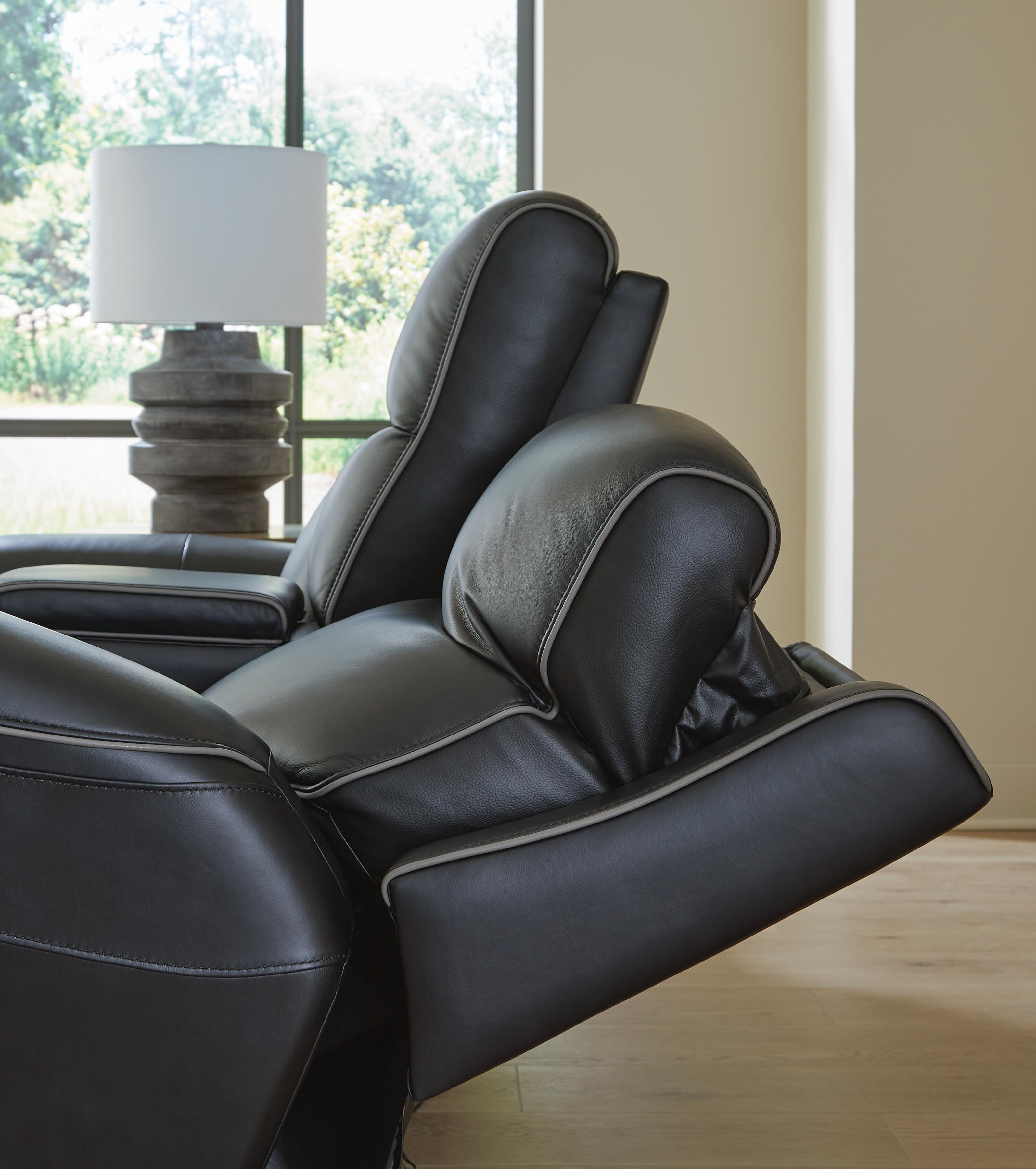 5Z-Comfort Power Reclining Living Room Set